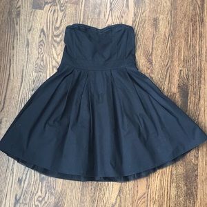 Black strapless formal dress, sweetheart neckline
